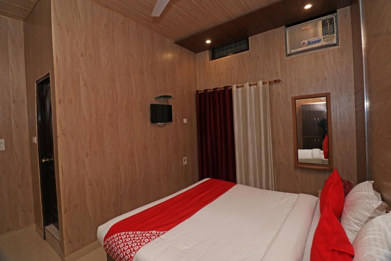 Oyo 27750 Bhagwati Residency Hotel Mirzāpur Екстериор снимка
